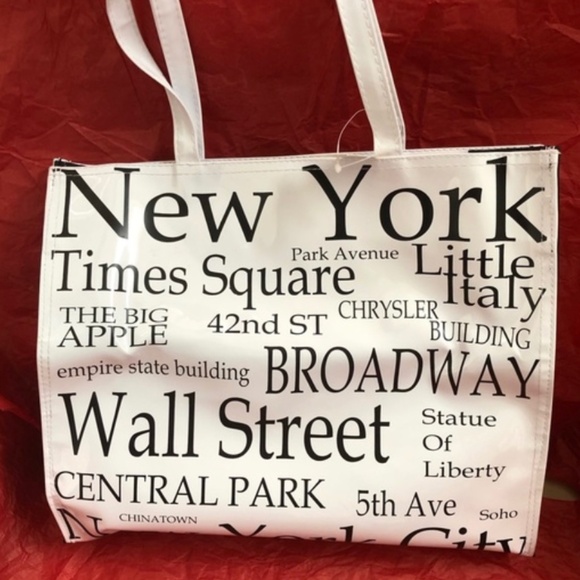 New Best of New York Patent Tote Double Strap Snap Closure White Black Letters - Picture 1 of 4